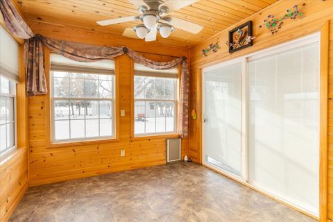 Tiny photo for 708 E Thompson Street, Princeton, IL 61356 (MLS # 12527309)