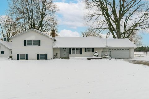 Photo of 708 E Thompson Street, Princeton, IL 61356 (MLS # 12527309)
