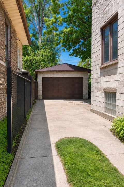 Tiny photo for 7608 S Ridgeland Avenue, Chicago, IL 60649 (MLS # 12732851)