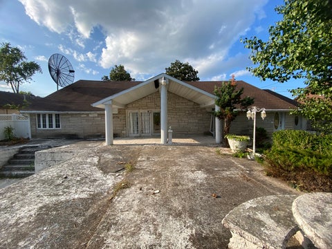 Tiny photo for 1504 E Saint Louis Street, West Frankfort, IL 62896 (MLS # 12722914)