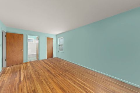 Tiny photo for 607 E Wilson Avenue, Lombard, IL 60148 (MLS # 12498360)