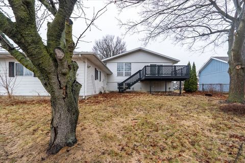 Tiny photo for 1211 Brentwood Court, Normal, IL 61761 (MLS # 12583408)