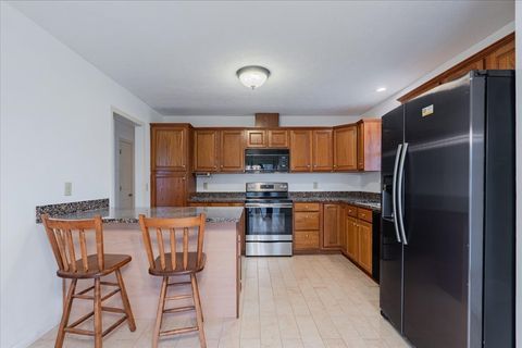 Tiny photo for 1211 Brentwood Court, Normal, IL 61761 (MLS # 12583408)