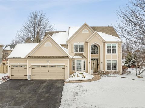 Photo of 1849 Moorland Lane, Crystal Lake, IL 60014 (MLS # 12531402)