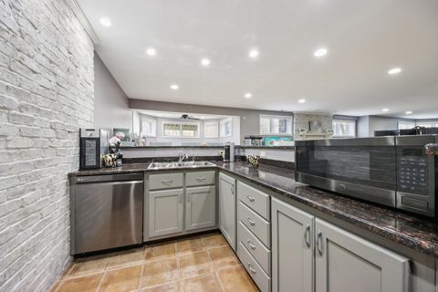 Tiny photo for 988 Danielson Court, Gurnee, IL 60031 (MLS # 12610014)