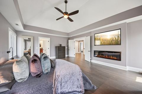 Tiny photo for 988 Danielson Court, Gurnee, IL 60031 (MLS # 12610014)