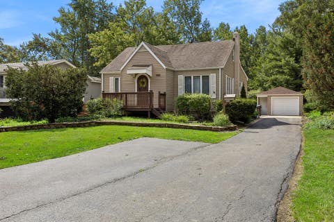 Photo of 1669 W 187th Street, Homewood, IL 60430 (MLS # 12711396)