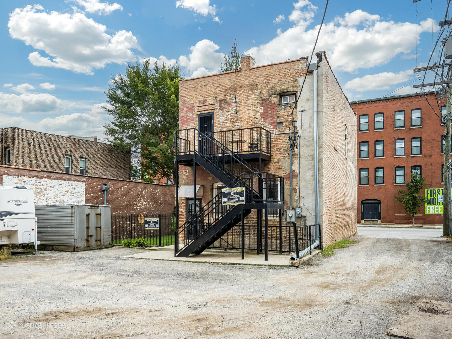 2210 S Halsted Street