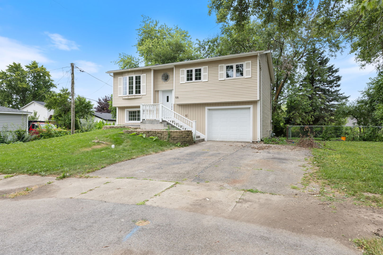 105 Cedarwood Court