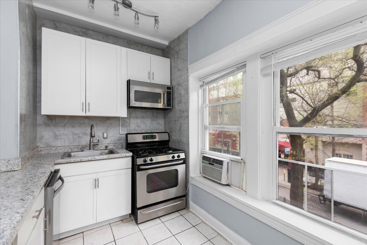 14 W Chestnut Street 2F