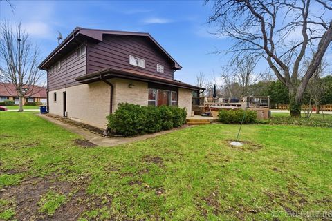 Tiny photo for 1708 Longvalley Drive, Northbrook, IL 60062 (MLS # 12606169)