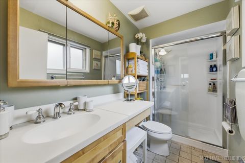 Tiny photo for 1708 Longvalley Drive, Northbrook, IL 60062 (MLS # 12606169)