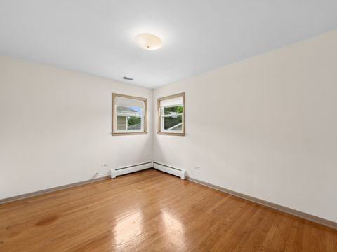 Tiny photo for 1714 Sycamore Street, Des Plaines, IL 60018 (MLS # 12689592)
