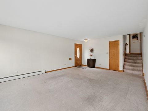 Tiny photo for 1714 Sycamore Street, Des Plaines, IL 60018 (MLS # 12689592)