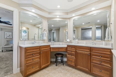 Tiny photo for 19 Villa Drive, Hampton, IL 61256 (MLS # 12652167)