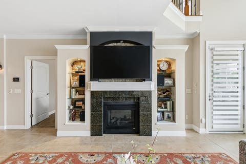 Tiny photo for 19 Villa Drive, Hampton, IL 61256 (MLS # 12652167)