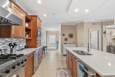Tiny photo for 19 Villa Drive, Hampton, IL 61256 (MLS # 12652167)