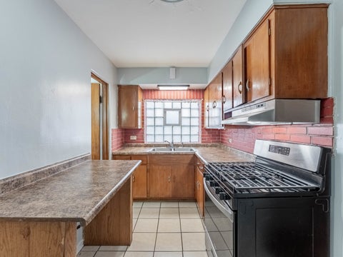 Tiny photo for 3847 Euclid Avenue, Berwyn, IL 60402 (MLS # 12721570)
