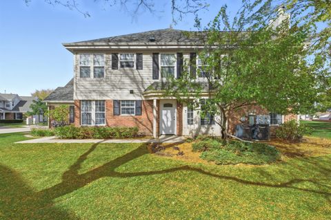 Tiny photo for 1924 Quaker Hollow Lane, Streamwood, IL 60107 (MLS # 12500232)