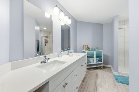 Tiny photo for 1924 Quaker Hollow Lane, Streamwood, IL 60107 (MLS # 12500232)