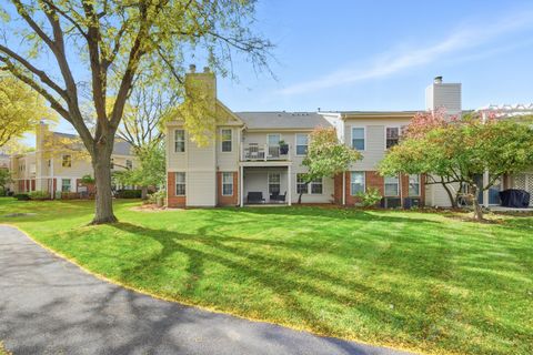 Tiny photo for 1924 Quaker Hollow Lane, Streamwood, IL 60107 (MLS # 12500232)