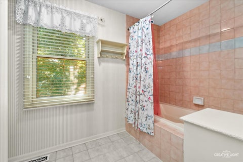 Tiny photo for 2634 Boxwood Drive, Elgin, IL 60124 (MLS # 12771851)