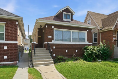 Tiny photo for 2423 N Newland Avenue, Chicago, IL 60707 (MLS # 12749663)