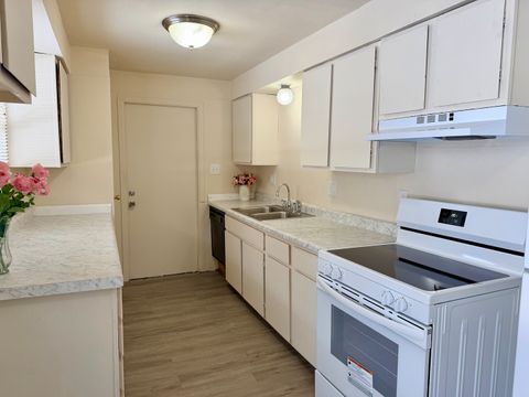 Tiny photo for 2016 Greendale Drive, Champaign, IL 61821 (MLS # 12494943)