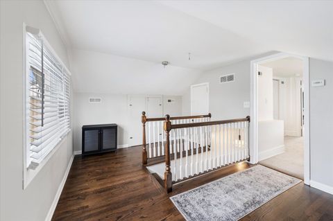 Tiny photo for 272 N Willow Road, Elmhurst, IL 60126 (MLS # 12546094)