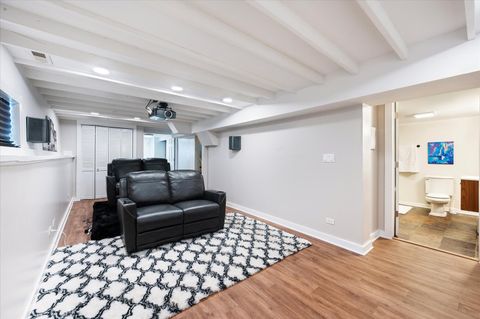 Tiny photo for 272 N Willow Road, Elmhurst, IL 60126 (MLS # 12546094)