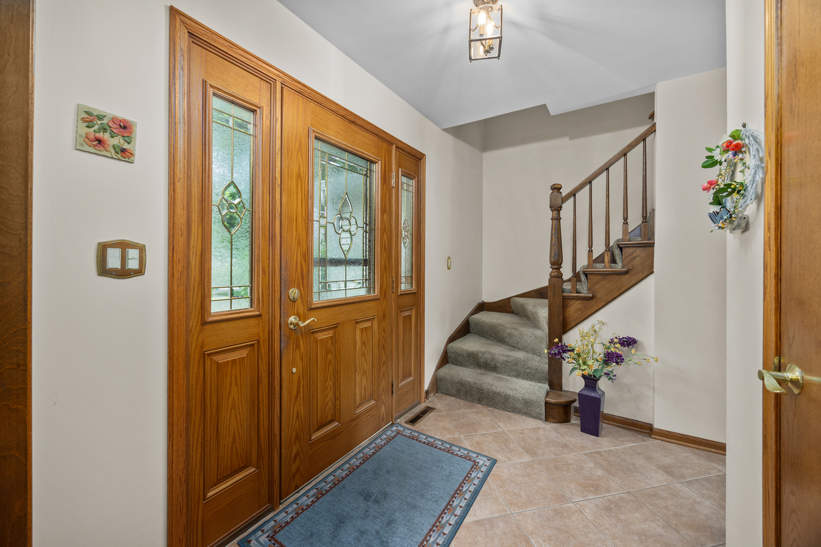 805 Redwood Lane