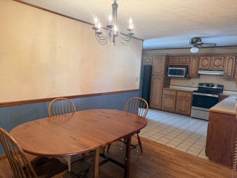 Tiny photo for 410 Red Howerton St Street, Carterville, IL 62918 (MLS # 100000291)