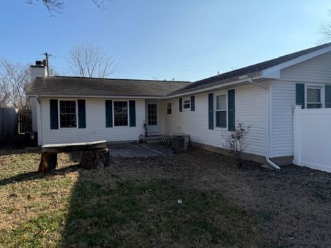 Tiny photo for 410 Red Howerton St Street, Carterville, IL 62918 (MLS # 100000291)