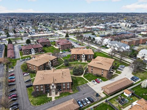 Tiny photo for 10571 Palos Place #B, Palos Hills, IL 60465 (MLS # 12690771)