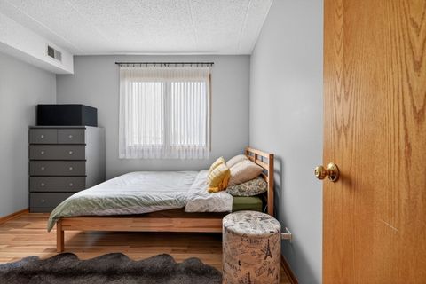 Tiny photo for 10571 Palos Place #B, Palos Hills, IL 60465 (MLS # 12690771)