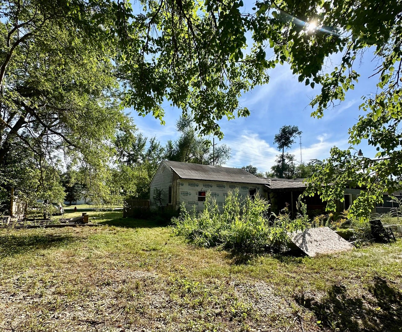 425 W Bruce Road