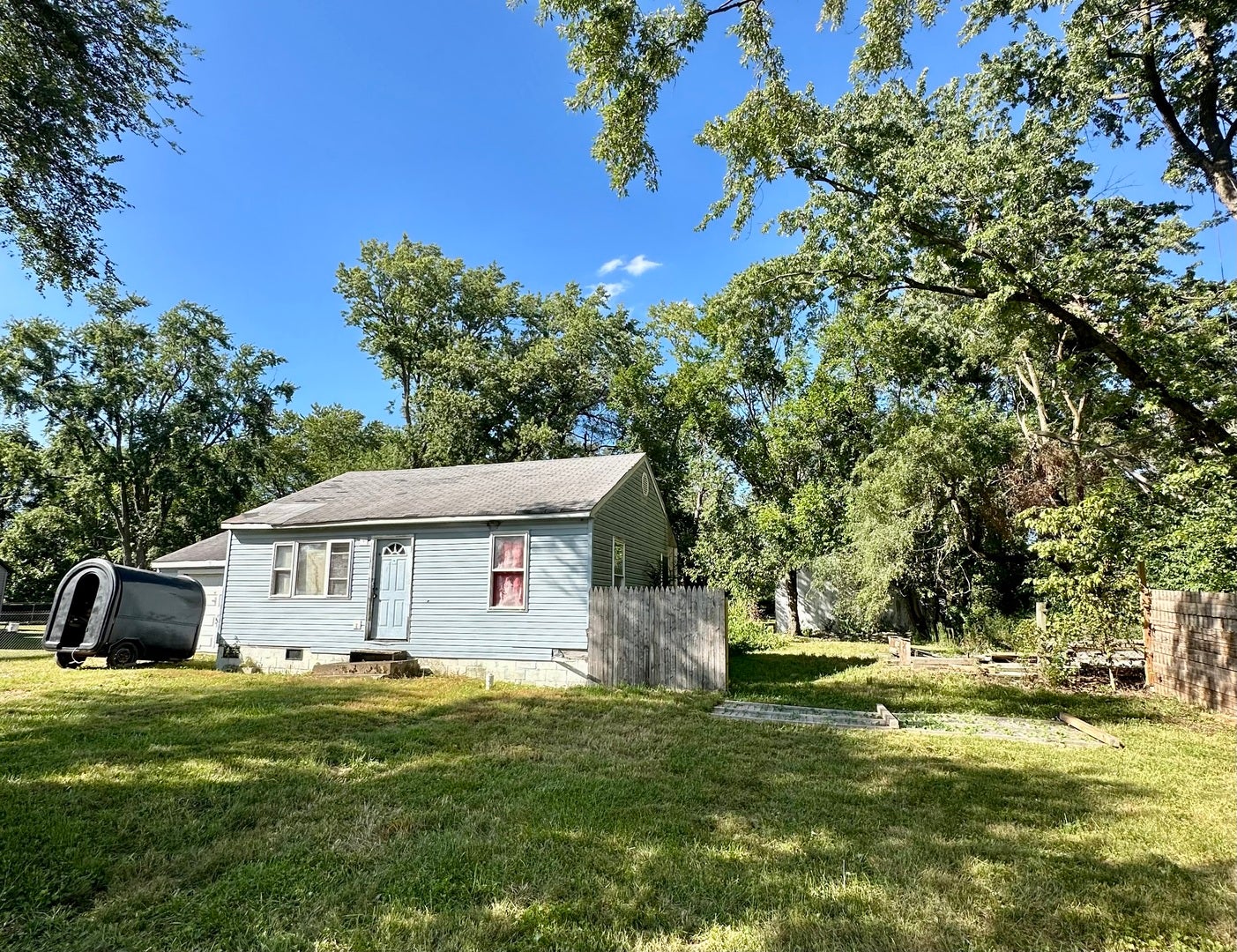 425 W Bruce Road