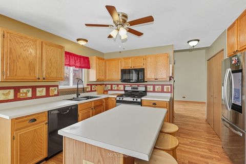 Tiny photo for 43 W Rustic Lane, Round Lake Beach, IL 60073 (MLS # 12489116)