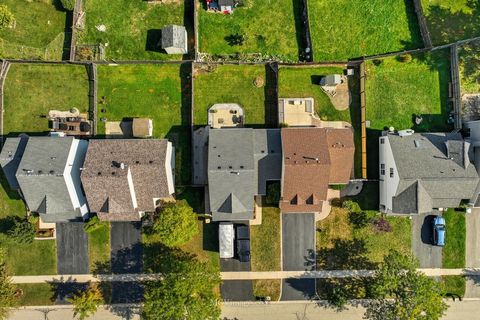 Tiny photo for 43 W Rustic Lane, Round Lake Beach, IL 60073 (MLS # 12489116)