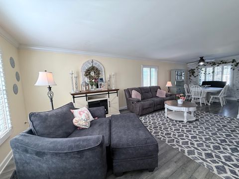 Tiny photo for 1565 Candlewood Drive, Crystal Lake, IL 60014 (MLS # 12572240)