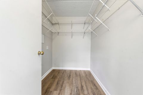 Tiny photo for 811 Chicago Avenue #405, Evanston, IL 60202 (MLS # 12686454)