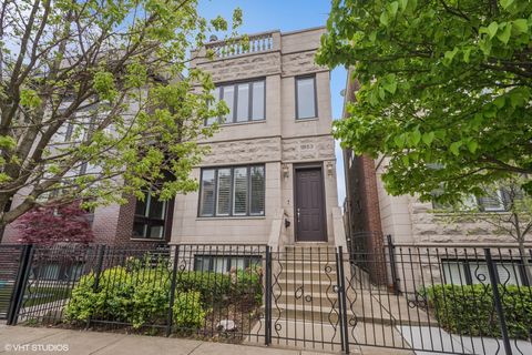 1853 W Race Avenue Chicago IL 60622
