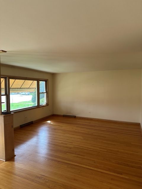 Tiny photo for 5636 W Sunnyside Avenue, Chicago, IL 60630 (MLS # 12620308)