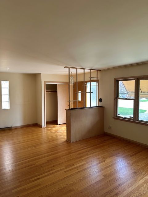 Tiny photo for 5636 W Sunnyside Avenue, Chicago, IL 60630 (MLS # 12620308)