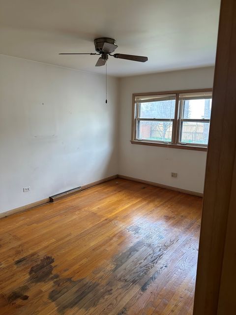 Tiny photo for 5636 W Sunnyside Avenue, Chicago, IL 60630 (MLS # 12620308)