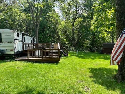 2795 E 28th Lot 327 Road Seneca IL 61360