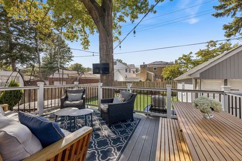 Tiny photo for 524 S Ashland Avenue, La Grange, IL 60525 (MLS # 12482770)