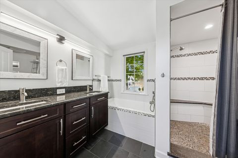 Tiny photo for 524 S Ashland Avenue, La Grange, IL 60525 (MLS # 12482770)