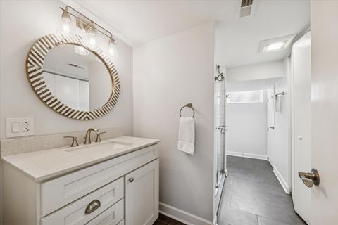 Tiny photo for 524 S Ashland Avenue, La Grange, IL 60525 (MLS # 12482770)