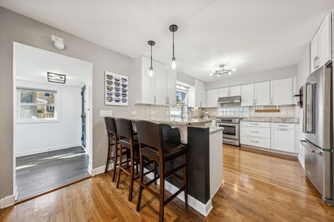Tiny photo for 524 S Ashland Avenue, La Grange, IL 60525 (MLS # 12482770)